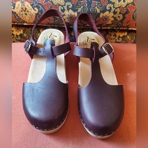 Lotta from Stockholm T-Strap low heel clogs